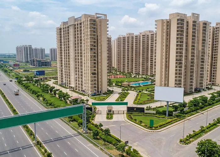 3 BHK Property in Yamuna Expressway